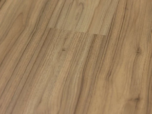 Ламинат Ламинели Ясень Донской в Волгограде