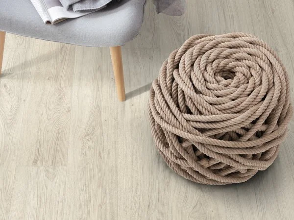 Ламинат Egger PRO 10/33 4V Дуб Азгил белый EPL153 в Волгограде