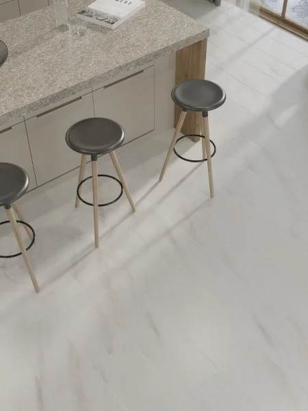 Ламинат Egger PRO 8/33 4V Large Aqua+ Мрамор Леванто белый EPL245 в Волгограде