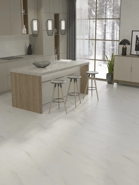 Ламинат Egger PRO 8/33 4V Large Aqua+ Мрамор Леванто белый EPL245 в Волгограде