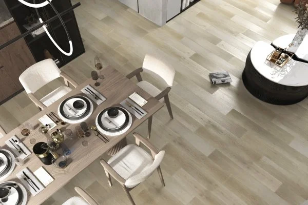 Кварц-виниловая плитка Refloor Fargo Comfort 1166-02 Дуб Спелый Миндаль (Градиент) в Волгограде